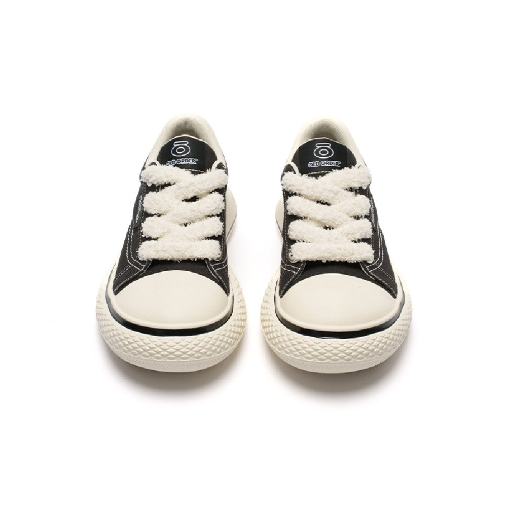 Canvas Low Black Sneakers