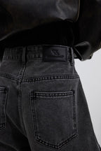 Retro Distressed Jeans