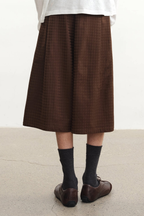 Houndstooth Pleated Capri Pants