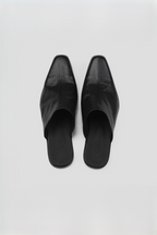 Pointed Horsehide Mule Shoes