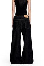 Buckle Raw Jeans