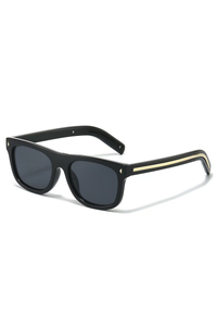 Black Frame Gray Sheet