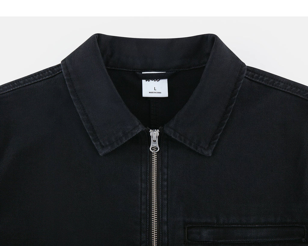 Collar and topstitching detail
