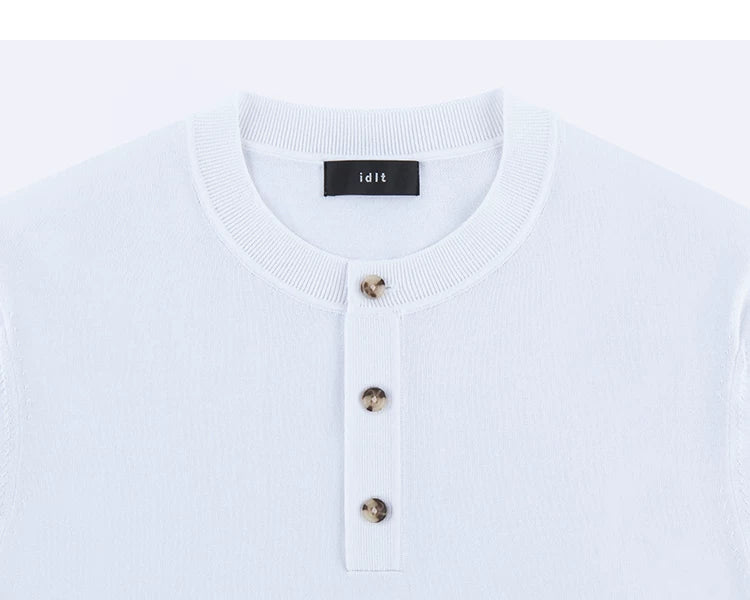 Henley neckline in White