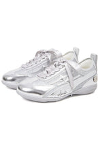 Lightweight German Trainers