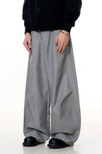 Curved Retro Pleated Trousers