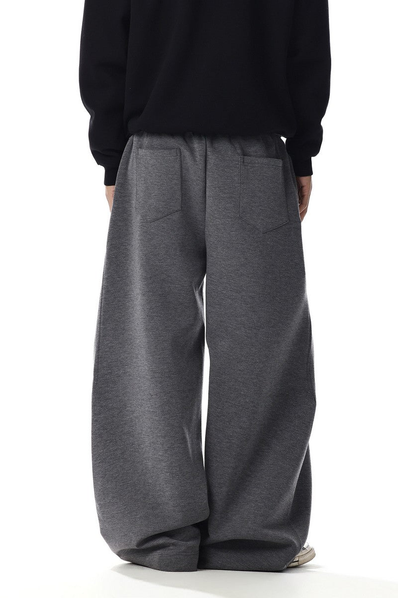 Curved Wide Sweatpants