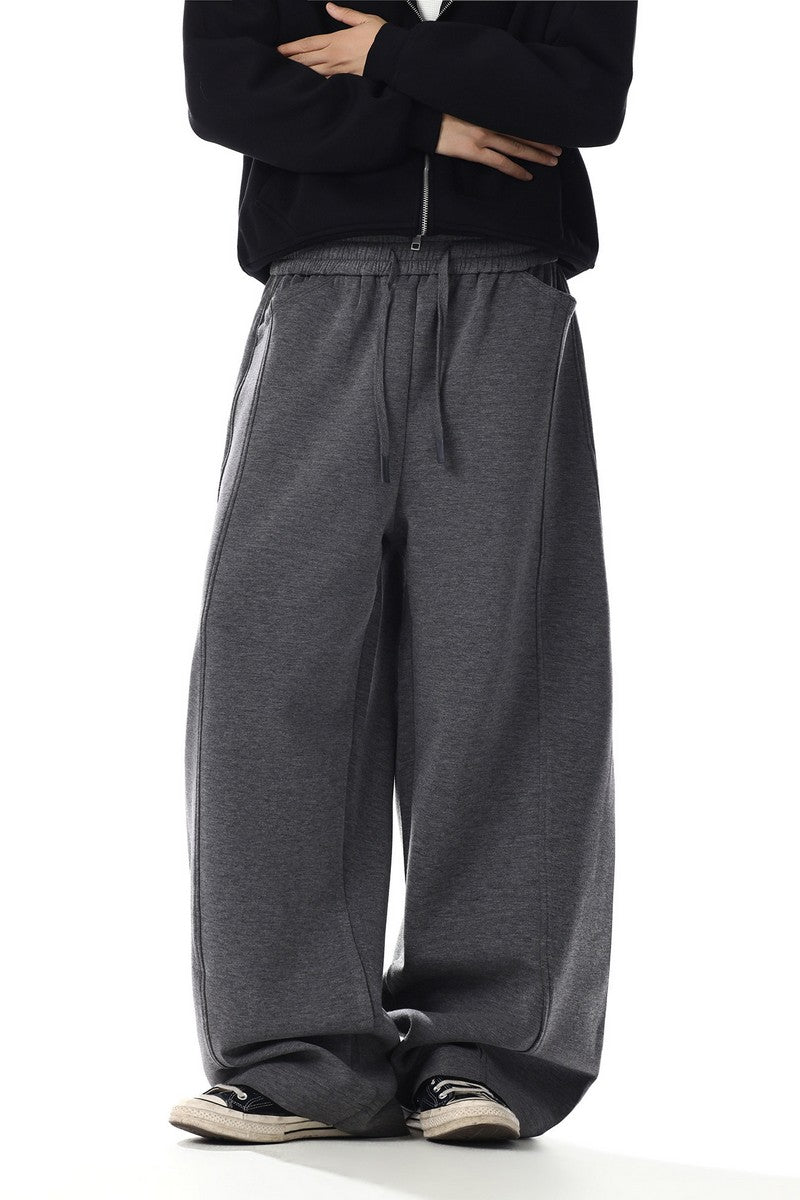 Curved Wide Sweatpants