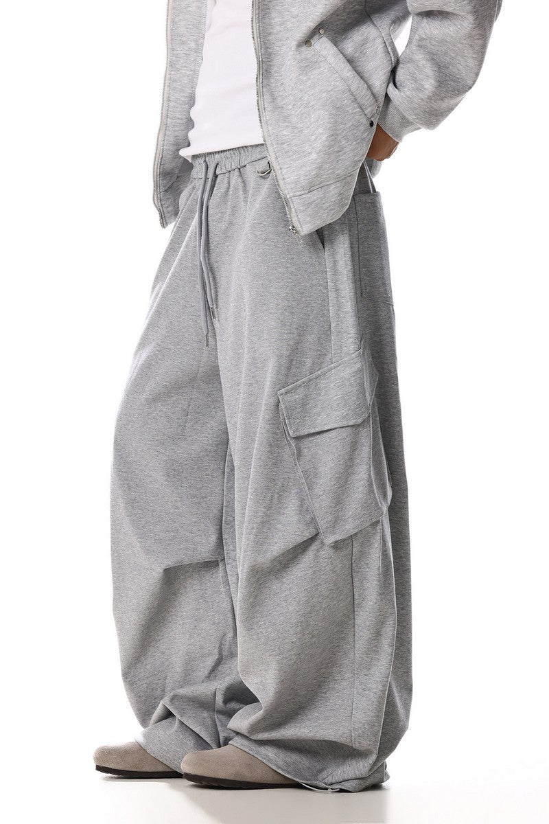 Pleated Cargo Sweatpants