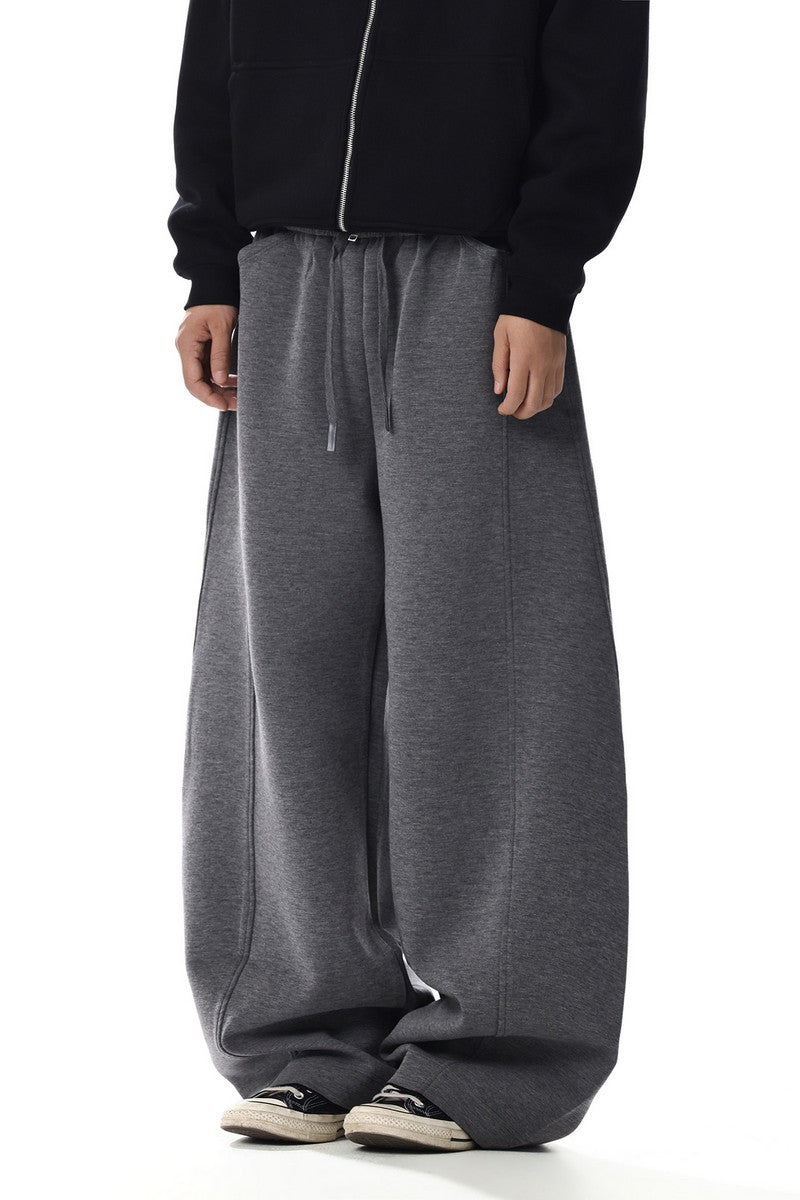 Curved Wide Sweatpants