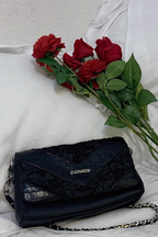 Snake Pattern Chain Shoulder Bag