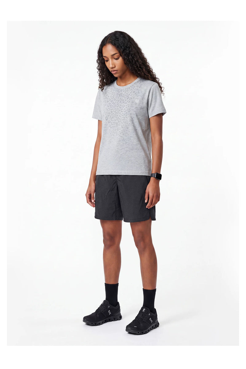 Sweat-Reactive Leopard Quick-Dry Tee — cover
