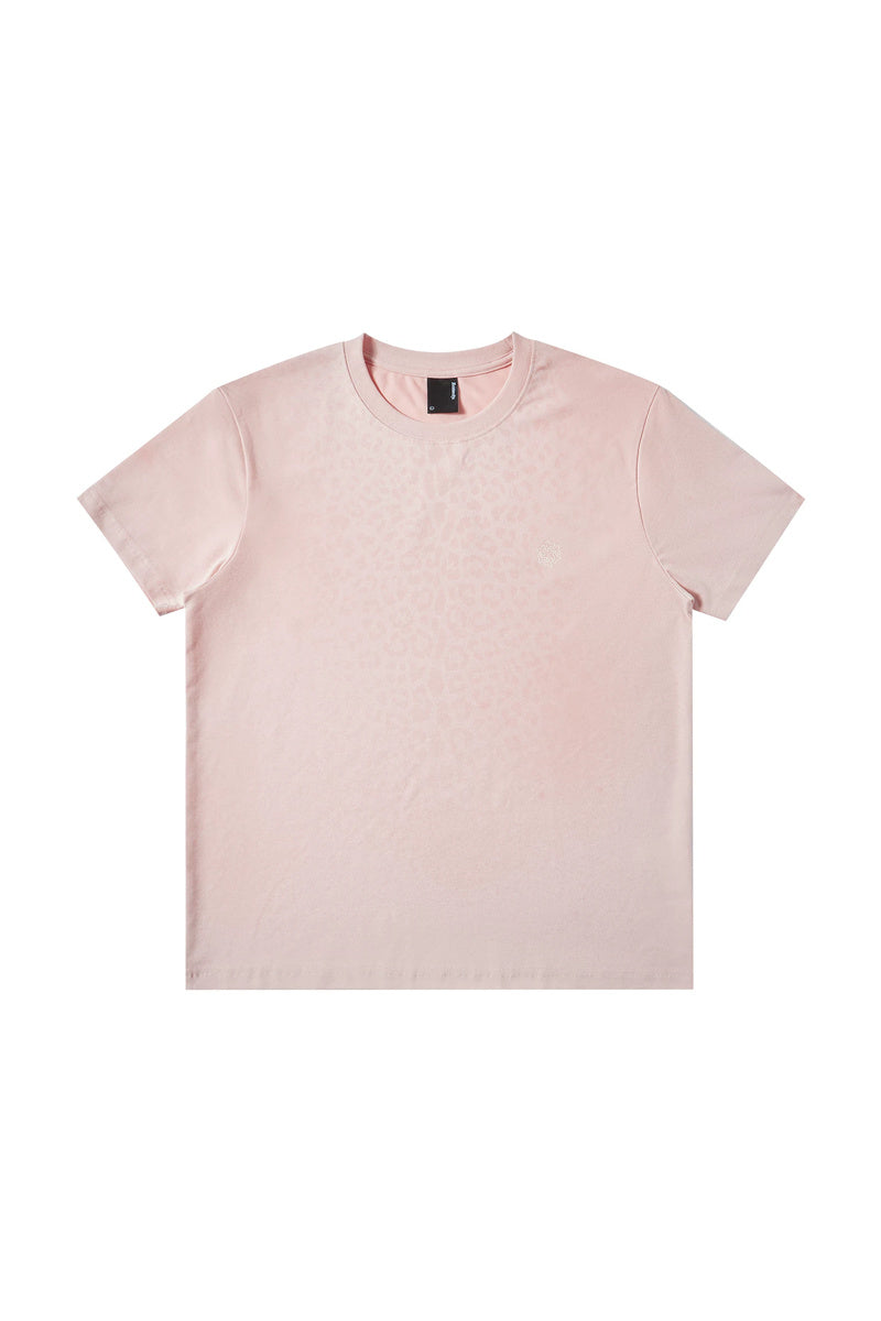 Sweat-Reactive Leopard Quick-Dry Tee — Pink front