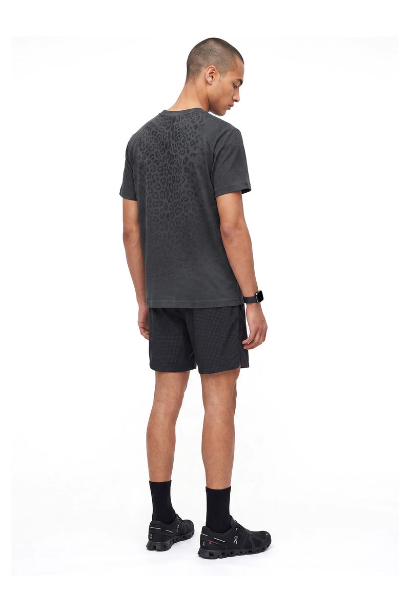 Sweat-Reactive Leopard Quick-Dry Tee — gallery