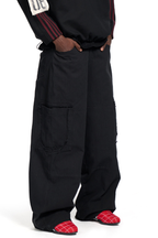 Distressed Side Pocket Cargo Pants
