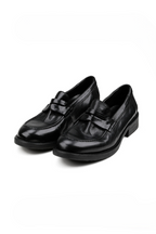 Low Profile Trainer Sneakers