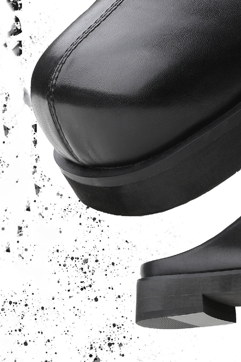 Cut-Line Leather Clog Mules - EU Only