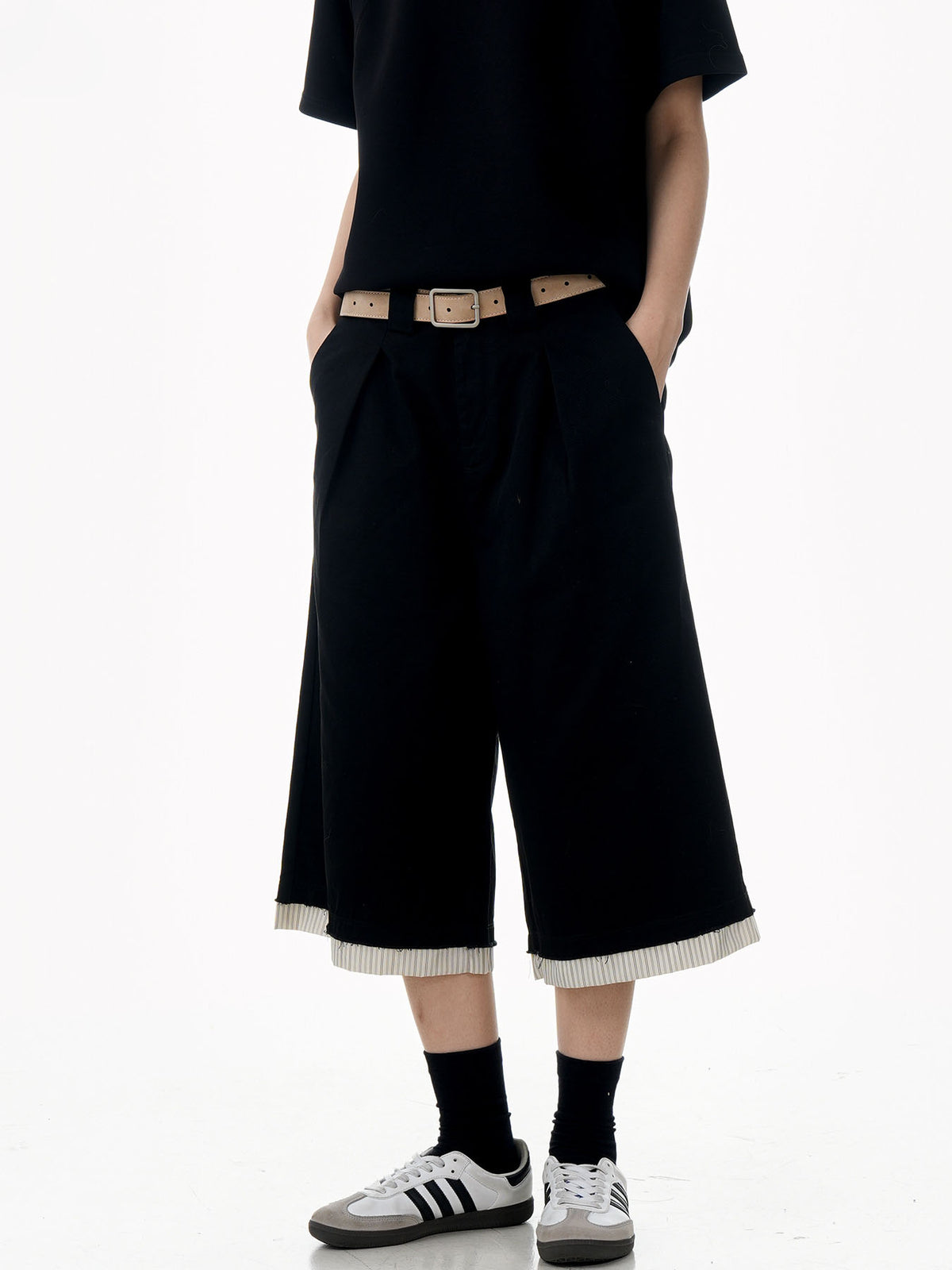 Raw Hem Patch Crop Shorts