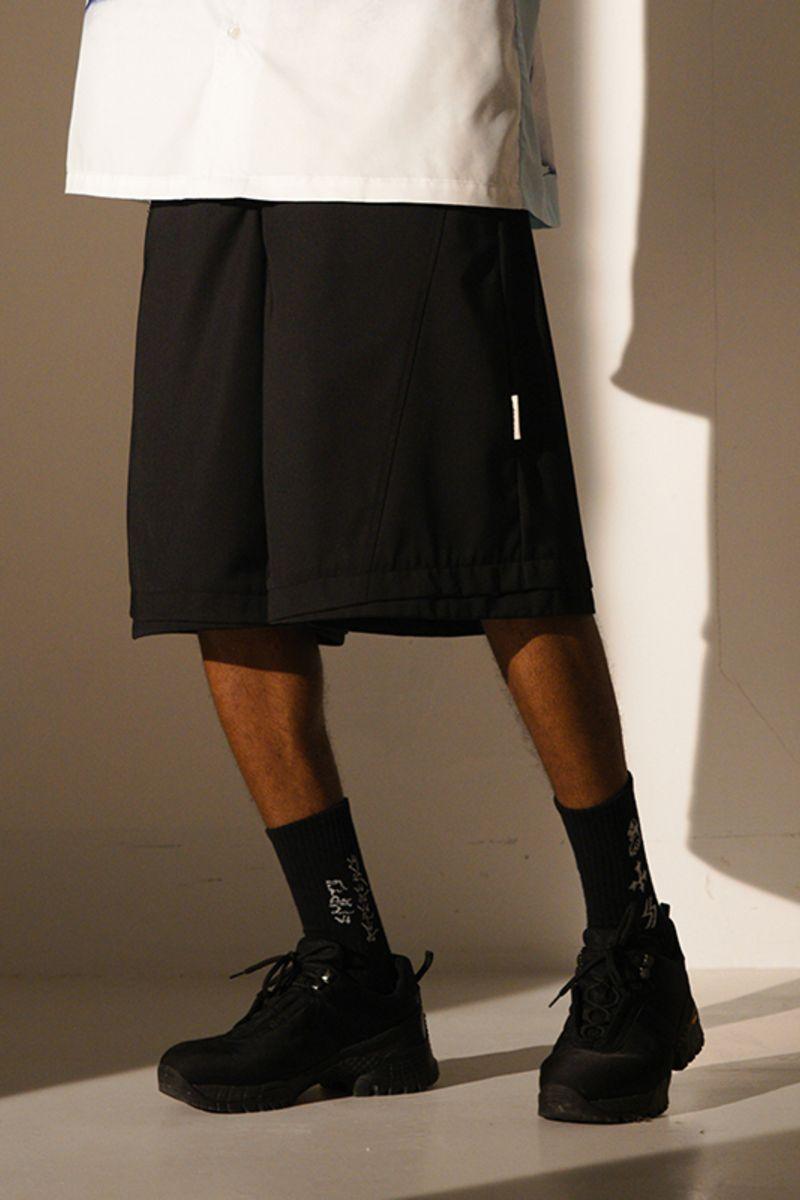 Empty Reference Suit Loose Shorts