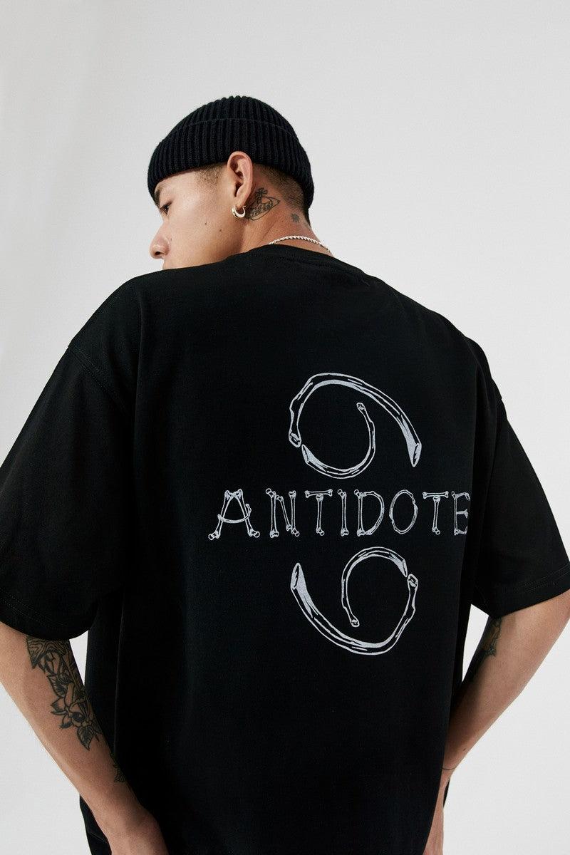 Antidote Skeleton Hands Print Tee