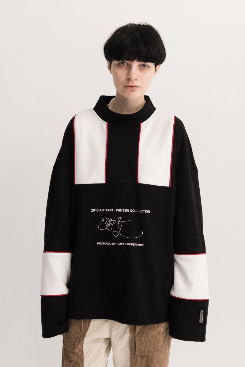 Empty Reference Classic Logo Pullover