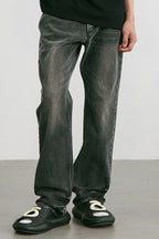 OO Washed Logo Loose Jeans