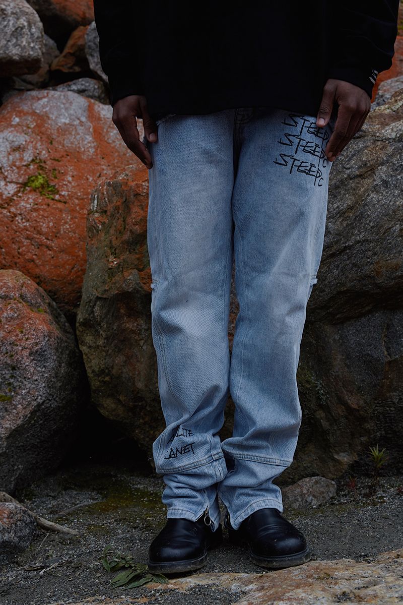 STEEPC Logo Graffiti Zipper Jeans